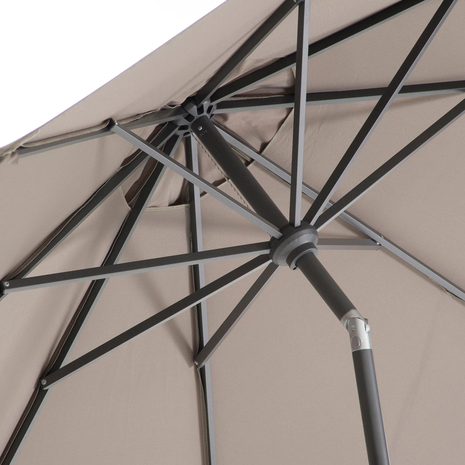 Intratuin Parasol Trinidad Taupe 80+UV D 250 Cm 2 Intratuin Parasol Trinidad Taupe 80+UV D 250 Cm - Afbeelding 2