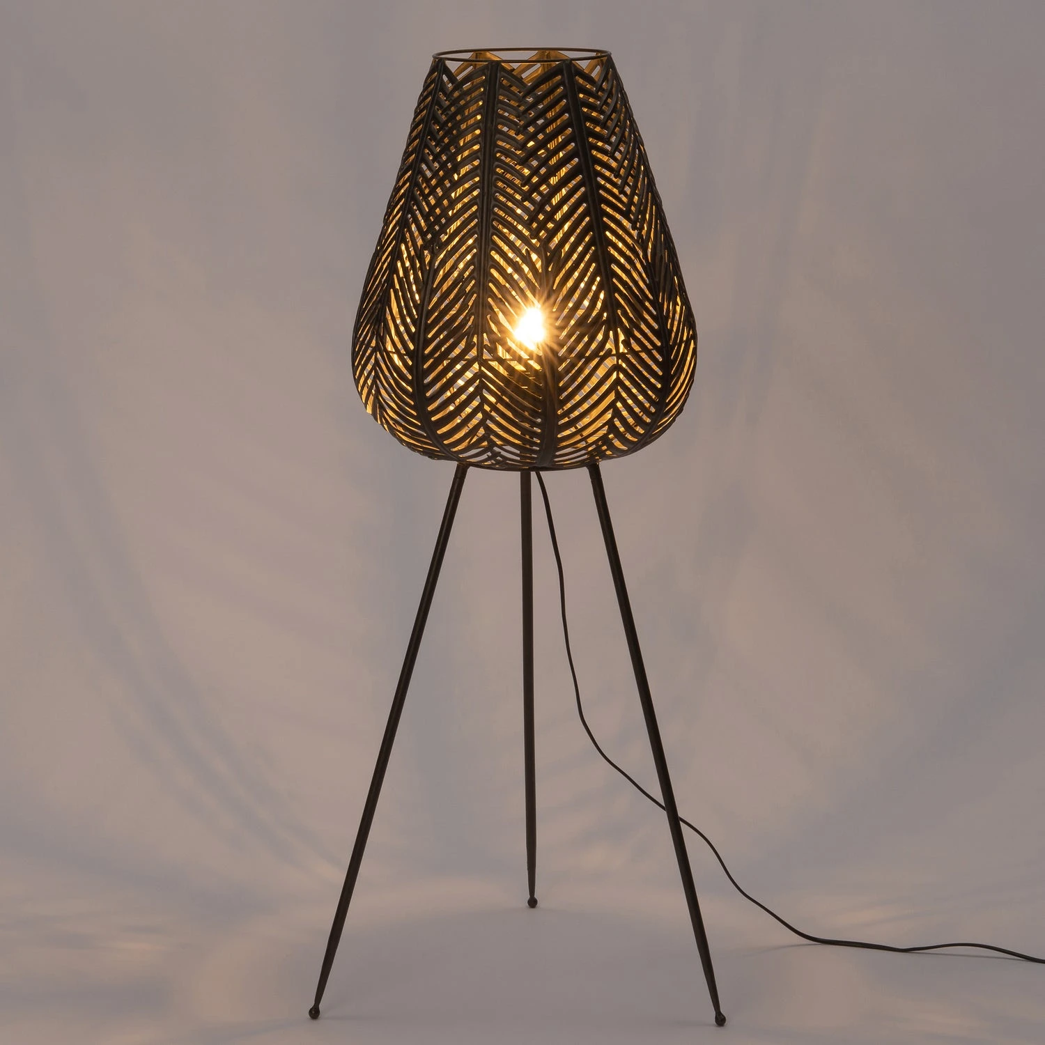 Intratuin Vloerlamp Gyan Zwart D 35,5 H 98,5 Cm 2 Intratuin Vloerlamp Gyan Zwart D 35,5 H 98,5 Cm - Afbeelding 2