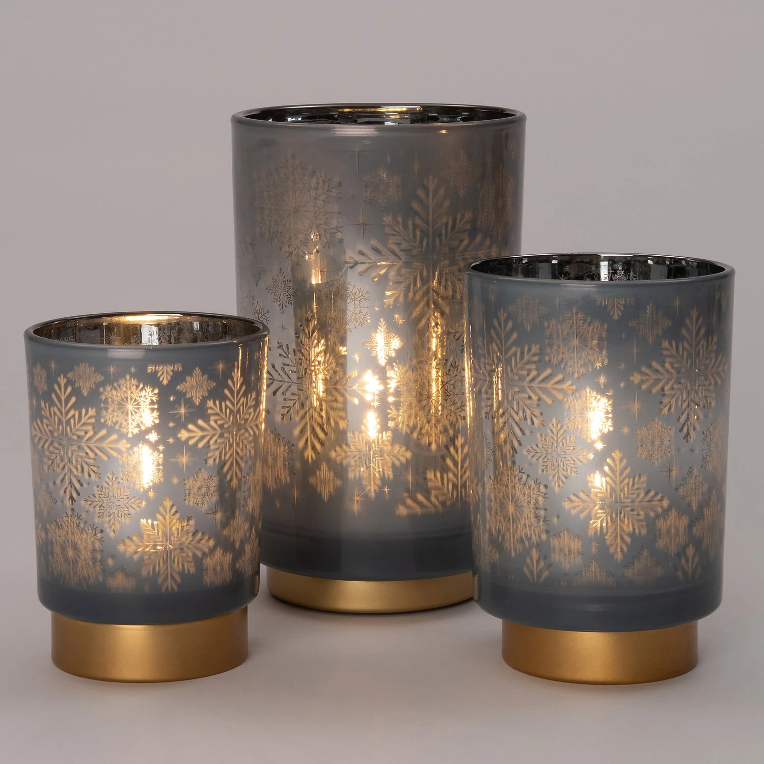 Intratuin waxinelichthouder Blauw Met 1 LED Lampje Warm Wit D 12 H 20 Cm 2 Intratuin waxinelichthouder Blauw Met 1 LED Lampje Warm Wit D 12 H 20 Cm - Afbeelding 2