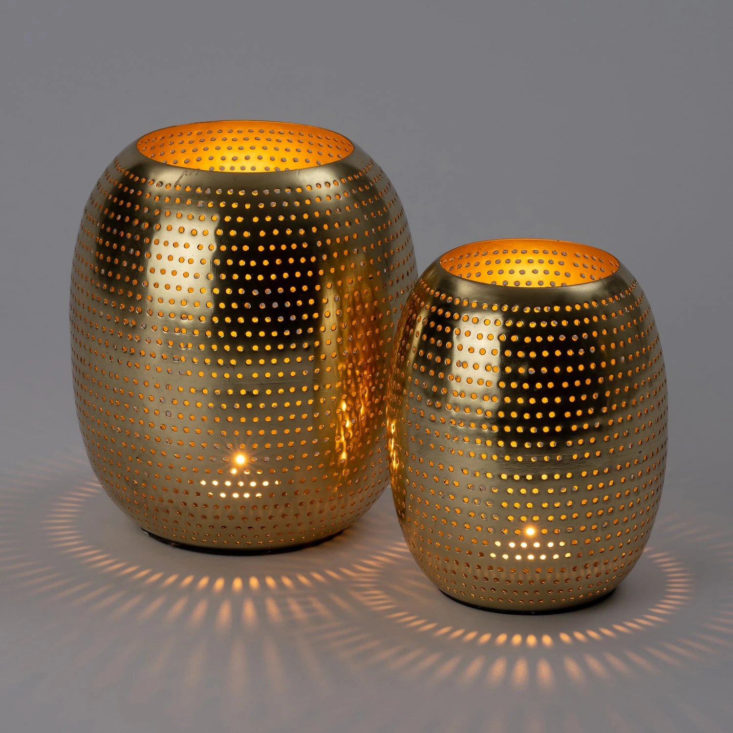 Intratuin Waxinelichthouder Goru Goud D 15 H 19 Cm 2 Intratuin Waxinelichthouder Goru Goud D 15 H 19 Cm - Afbeelding 2