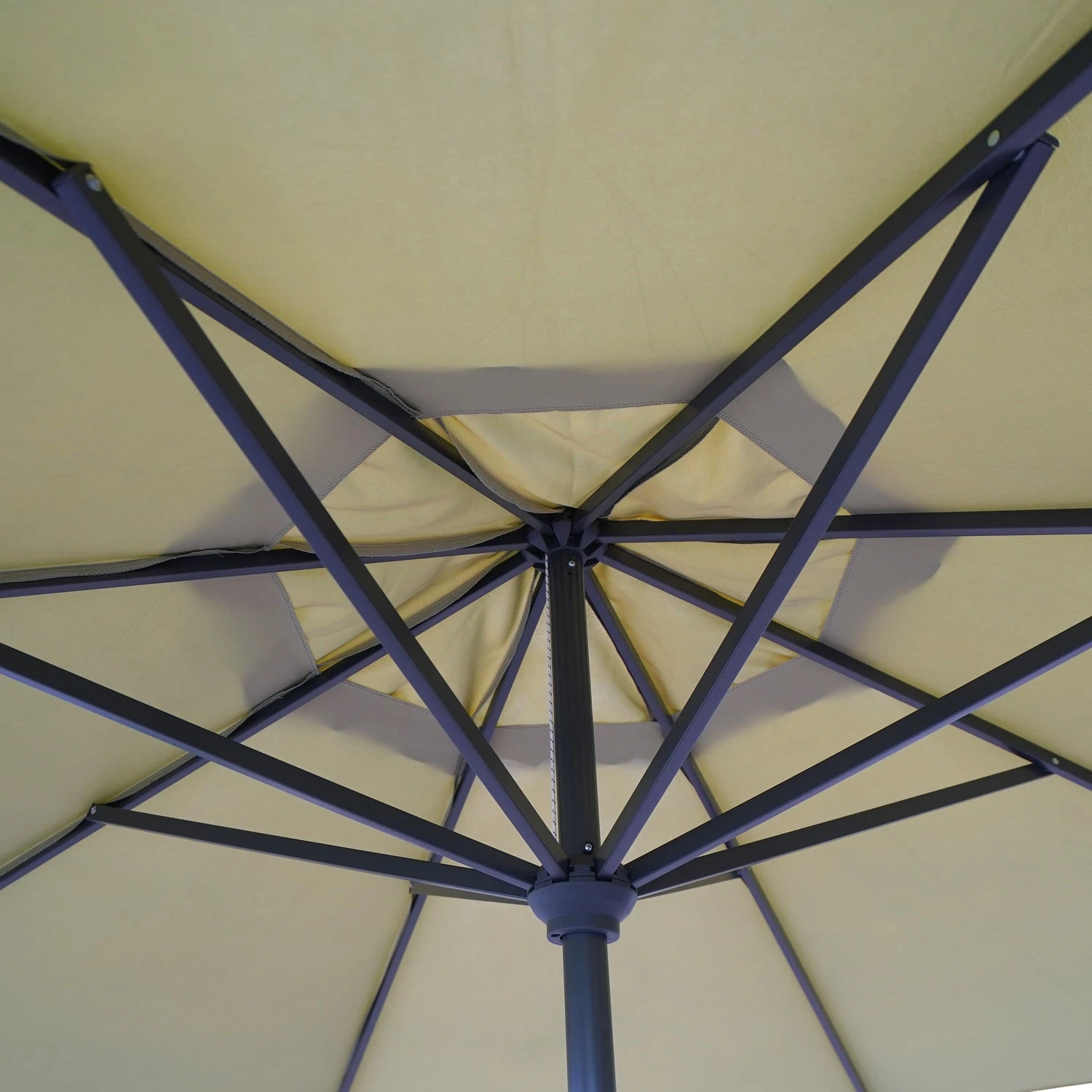 Intratuin Parasol Trinidad Olijfgroen 80+UV D 300 Cm 5 Intratuin Parasol Trinidad Olijfgroen 80+UV D 300 Cm - Afbeelding 5