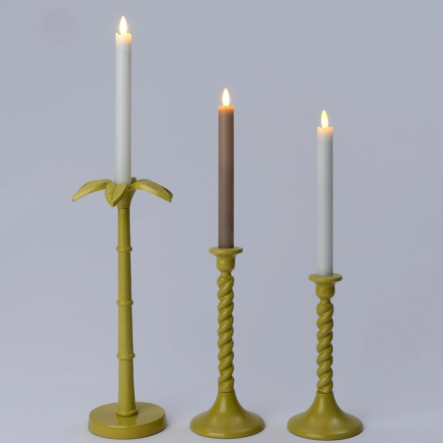 Intratuin Kandelaar Ray Groen D 10,5 H 25,5 Cm 2 Intratuin Kandelaar Ray Groen D 10,5 H 25,5 Cm - Afbeelding 2