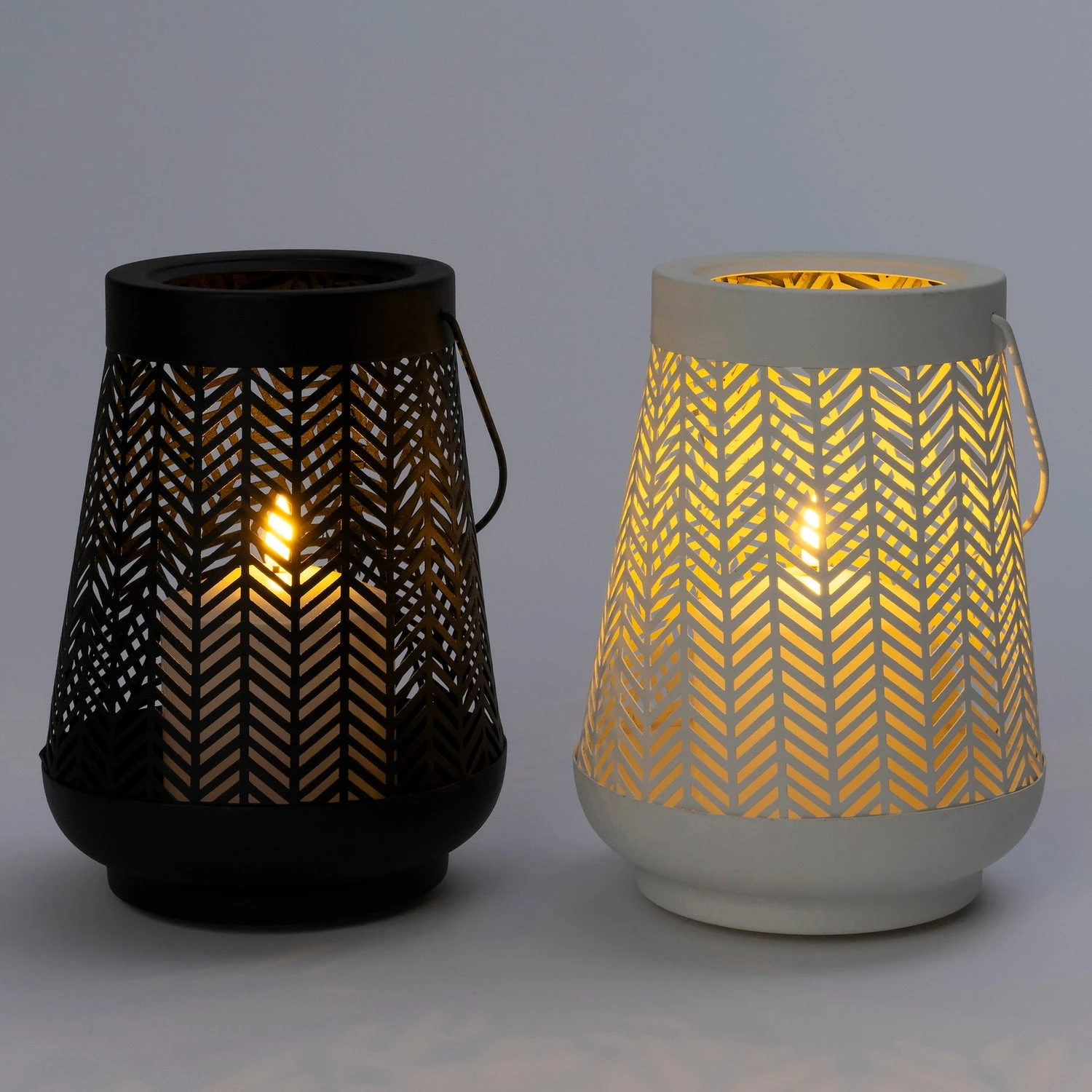 Intratuin Tafellamp Lattice Zwart D 15 H 18 Cm 2 Intratuin Tafellamp Lattice Zwart D 15 H 18 Cm - Afbeelding 2