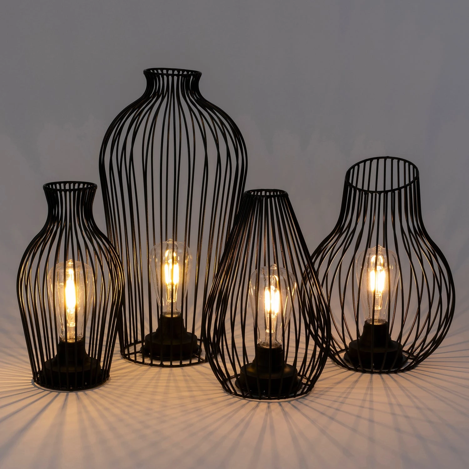 Intratuin Windlicht Zwart D 22 H 28 Cm 2 Intratuin Windlicht Zwart D 22 H 28 Cm - Afbeelding 2