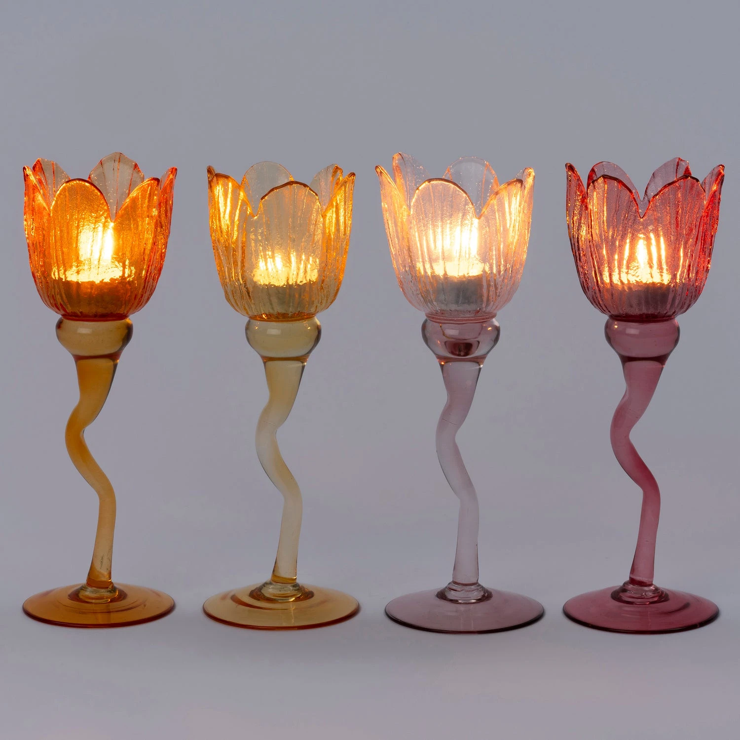 Intratuin Waxinelichthouder Ave Donkerroze 8,5 X 8 X 22,5 Cm 2 Intratuin Waxinelichthouder Ave Donkerroze 8,5 X 8 X 22,5 Cm - Afbeelding 2